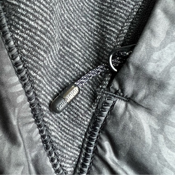 Lululemon Rare Rebel Runner Vest - Picture 9 of 16